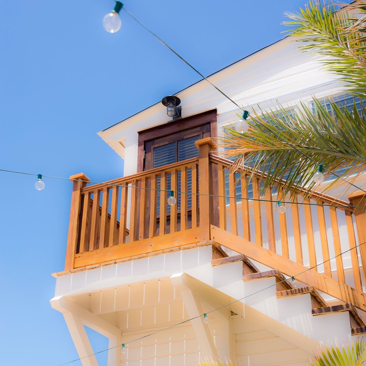 Mahogany-Bay-14APR14-1865