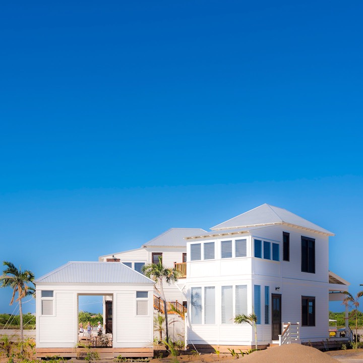 Mahogany-Bay-14APR14-2057